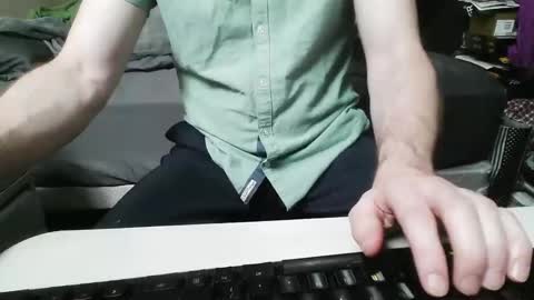 lurkin4alivin online show from 10/15/25, 06:13