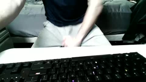 lurkin4alivin online show from 10/19/25, 06:41