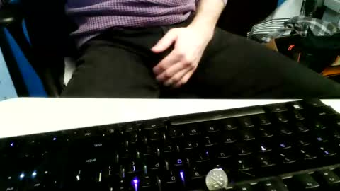 lurkin4alivin online show from 11/11/25, 12:54