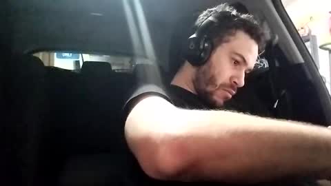 Snapshot of lurkus chatting on 10/26/25, 08:53 lurkus online show from 10/26/25, 08:53