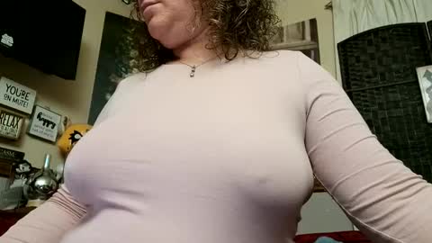 .Clarissa. Follow me on Instagram   miss buns  online show from 02/25/25, 03:20