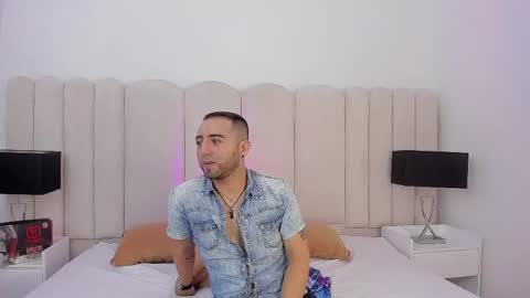 Lushian And Luna online show from 05/05/26, 04:04