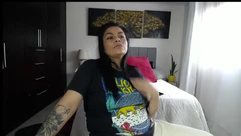 Angela 3 online show from 05/23/26, 07:40