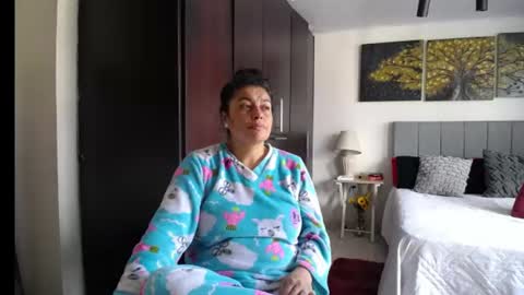 Angela 3 online show from 07/01/26, 07:35