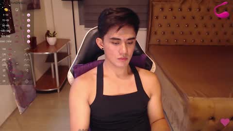 Snapshot of lustdesirex19 chatting on 02/10/25, 09:25 David online show from 02/10/25, 09:25