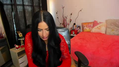 Snapshot of lustful__babe chatting on 12/11/24, 02:44 lustful__babe online show from 12/11/24, 02:44