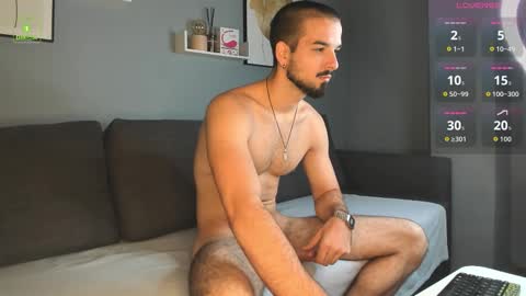 Snapshot of lustful_and_horny chatting on 10/05/25, 05:17 Frank online show from 10/05/25, 05:17