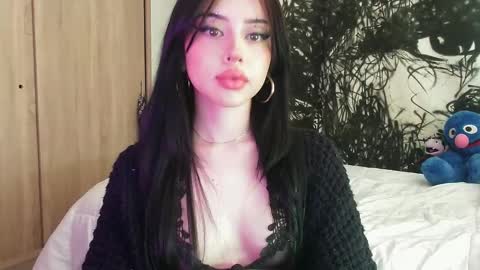 Valerie  April   online show from 03/08/25, 06:58