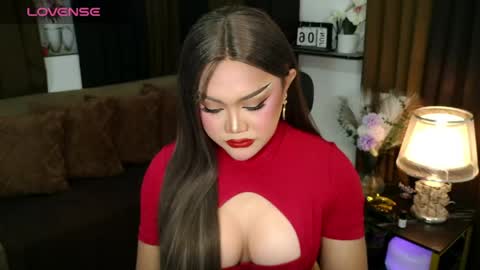 Snapshot of lustful_sasha chatting on 06/07/26, 09:40 Sasha online show from 06/07/26, 09:40