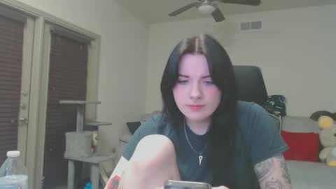 Snapshot of lustfullives chatting on 02/07/25, 01:04 LustfulLives online show from 02/07/25, 01:04