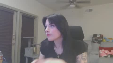 Snapshot of lustfullives chatting on 03/12/25, 01:36 LustfulLives online show from 03/12/25, 01:36