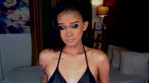 Snapshot of lustfulltrans chatting on 01/22/25, 02:48 AdriannaFowks online show from 01/22/25, 02:48