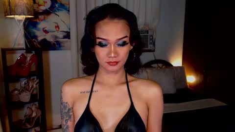 Snapshot of lustfulltrans chatting on 03/11/25, 05:49 AdriannaFowks online show from 03/11/25, 05:49