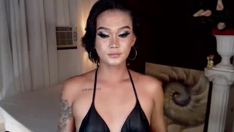 Snapshot of lustfulltrans chatting on 03/06/26, 06:04 AdriannaFowks online show from 03/06/26, 06:04