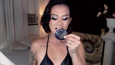 Snapshot of lustfulltrans chatting on 03/11/26, 11:33 AdriannaFowks online show from 03/11/26, 11:33