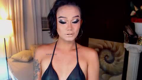 Snapshot of lustfulltrans chatting on 03/21/26, 02:38 AdriannaFowks online show from 03/21/26, 02:38