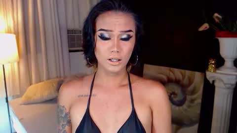 Snapshot of lustfulltrans chatting on 03/23/26, 02:48 AdriannaFowks online show from 03/23/26, 02:48