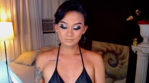 Snapshot of lustfulltrans chatting on 03/26/26, 05:18 AdriannaFowks online show from 03/26/26, 05:18