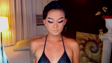 Snapshot of lustfulltrans chatting on 04/17/26, 03:31 AdriannaFowks online show from 04/17/26, 03:31