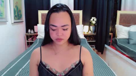 Trina online show from 02/04/25, 03:04