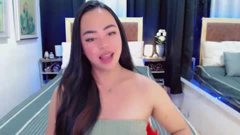 Trina online show from 02/05/25, 07:18