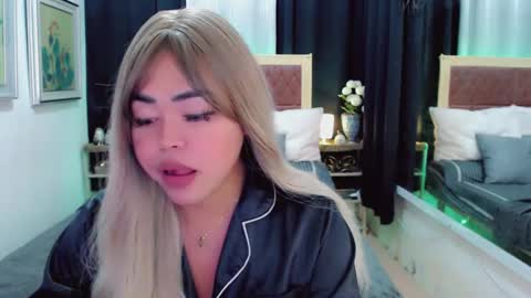 Trina online show from 02/08/25, 07:48