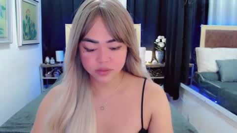 Trina online show from 02/10/25, 02:41