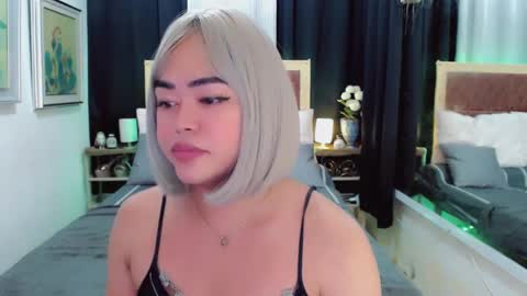 Trina online show from 02/11/25, 10:48
