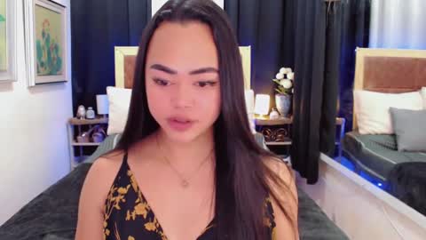 Trina online show from 02/12/25, 04:33