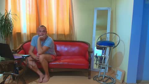 Snapshot of lustfulsin_ chatting on 09/21/25, 02:40 Deea And Chris online show from 09/21/25, 02:40