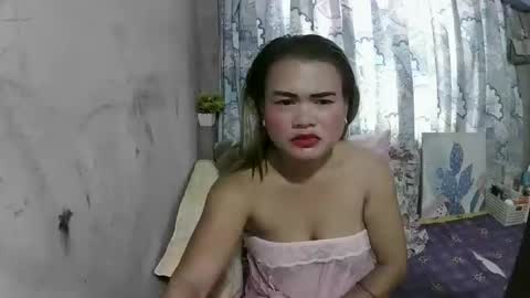 Flora Mae online show from 03/06/26, 07:27