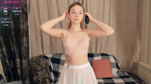 Snapshot of lusty_miss_di chatting on 01/18/25, 07:48 Isabel online show from 01/18/25, 07:48