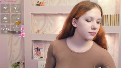 Snapshot of lusty_miss_di chatting on 01/22/25, 10:40 Isabel online show from 01/22/25, 10:40