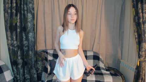 Snapshot of lusty_miss_di chatting on 01/22/25, 07:24 Isabel online show from 01/22/25, 07:24