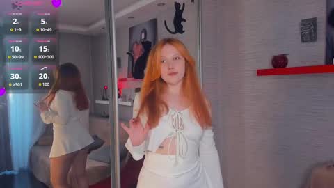 Snapshot of lusty_miss_di chatting on 02/27/25, 07:44 Isabel online show from 02/27/25, 07:44