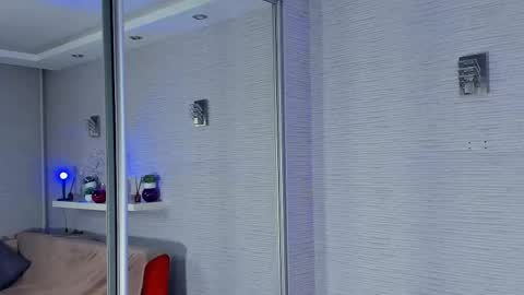 Snapshot of lusty_miss_di chatting on 03/05/25, 11:06 Isabel online show from 03/05/25, 11:06