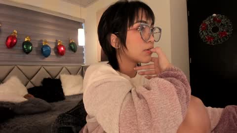 Lu online show from 12/22/24, 11:44