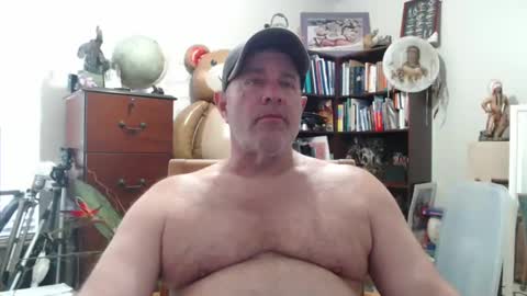 Snapshot of luv2bnakedallthetime chatting on 12/06/24, 04:38 Tony online show from 12/06/24, 04:38