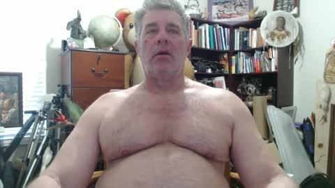Snapshot of luv2bnakedallthetime chatting on 03/07/25, 08:00 Tony online show from 03/07/25, 08:00