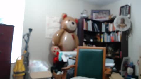 Snapshot of luv2bnakedallthetime chatting on 05/21/26, 03:30 Tony online show from 05/21/26, 03:30