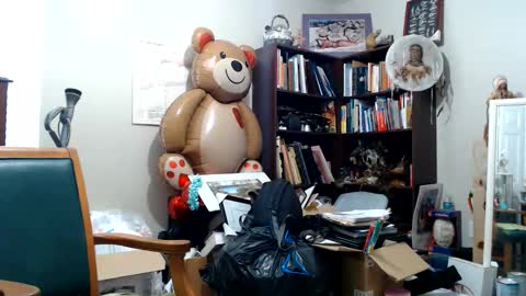 Snapshot of luv2bnakedallthetime chatting on 06/03/26, 07:19 Tony online show from 06/03/26, 07:19