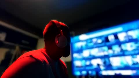 luv2cumc2c online show from 12/21/25, 04:03