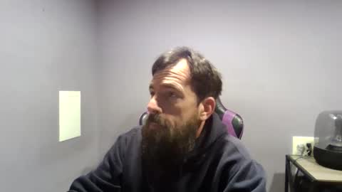 Snapshot of luv2likslit611455 chatting on 12/02/25, 07:14 Luv2likslit online show from 12/02/25, 07:14