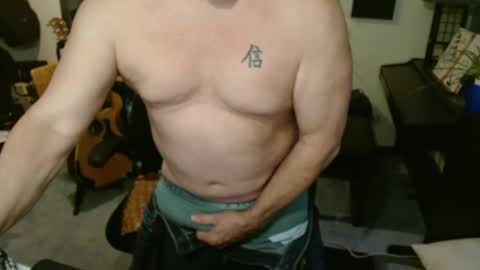 luv2tasteu67 online show from 11/04/25, 12:21