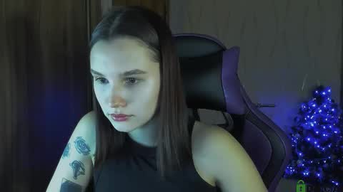 Snapshot of luvmeeow chatting on 12/08/24, 03:00 Ann online show from 12/08/24, 03:00