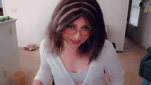 Britney online show from 10/24/25, 06:26