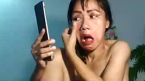 Bee Bee online show from 10/01/25, 05:08