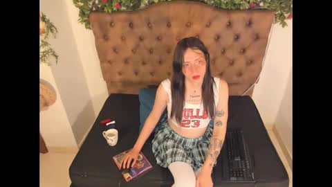 lux_royse online show from 04/01/26, 09:01