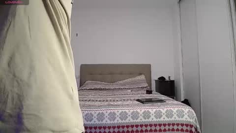 Snapshot of luxanee chatting on 10/12/25, 05:23 luxanee online show from 10/12/25, 05:23