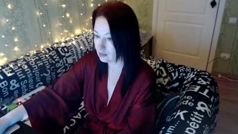 LuxDietrich online show from 01/29/25, 10:27